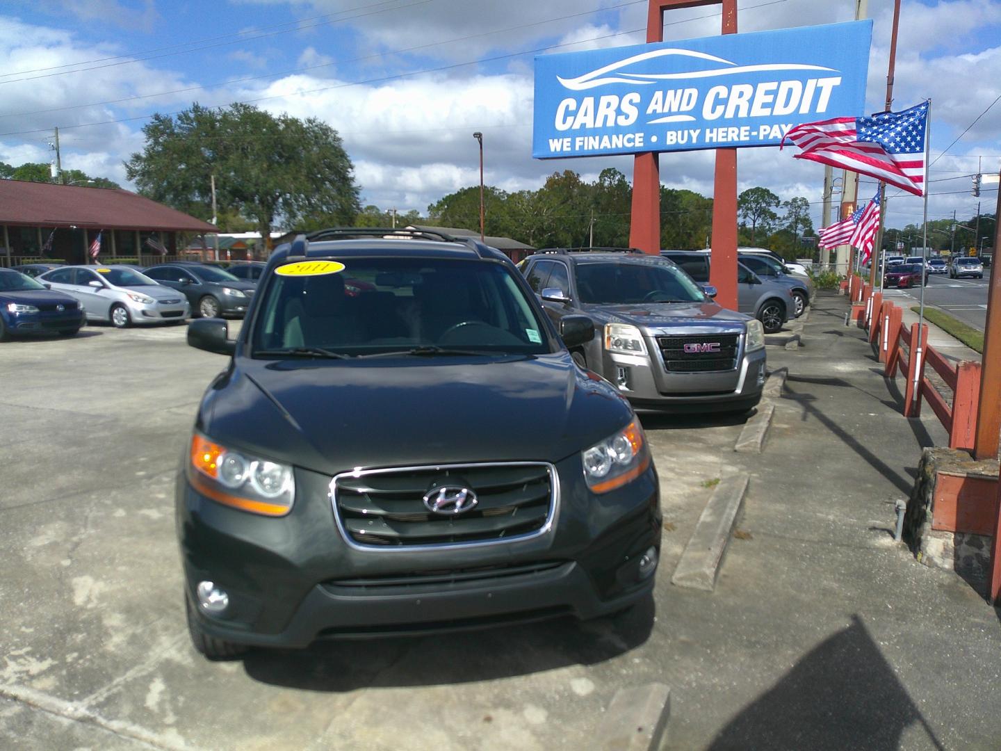 2011 GRAY HYUNDAI SANTA FE LIMITED; SE (5XYZH4AG9BG) , located at 1200 Cassat Avenue, Jacksonville, FL, 32205, (904) 695-1885, 30.302404, -81.731033 - Photo#0